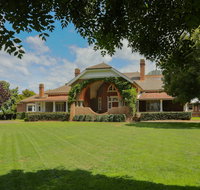 Petersons Guesthouse and Winery - Tourism Caloundra