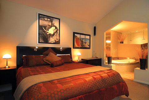 Riverview Rise Retreats - Tourism Caloundra 1