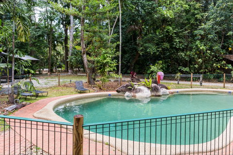 Safari Lodge - Tourism Caloundra 1