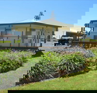 Sims Holiday Home - Tourism Caloundra