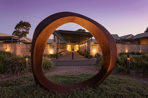The Louise - Tourism Caloundra 0