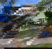 The Boathouse Narrawallee - Tourism Caloundra
