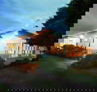 The Lonsdale Palms - Tourism Caloundra