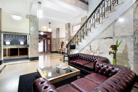 ULTIQA Rothbury Hotel - Tourism Caloundra 2
