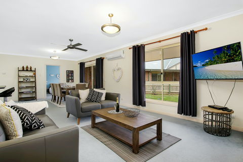 Valley View - Tourism Caloundra 1