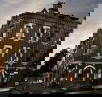 Vulcan Hotel Sydney - Tourism Caloundra