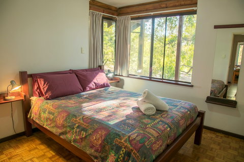 Wyadup Brook Cottages - Tourism Caloundra 2