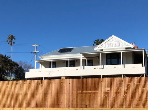 1880s Kananook Heritage House - Tourism Caloundra 0
