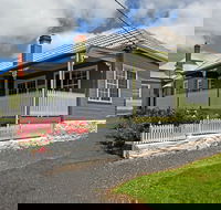 Abbey's 'The Green House' - Tourism Caloundra
