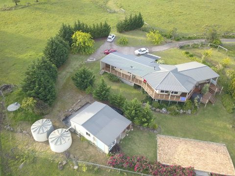 Amazing Secluzion - Tourism Caloundra 0