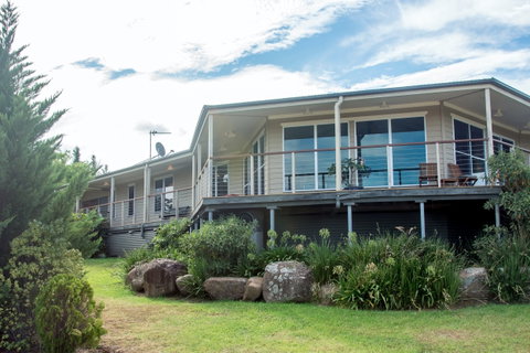 Amazing Secluzion - Tourism Caloundra 1