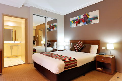 APX Darling Harbour - Tourism Caloundra 0