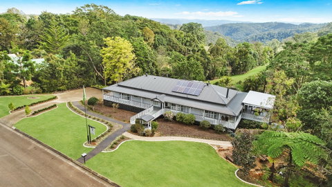 Avocado Grove BnB - Tourism Caloundra 0