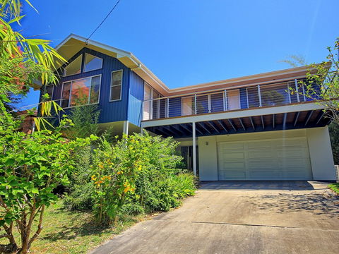 Beautiful Betty - Tourism Caloundra 0