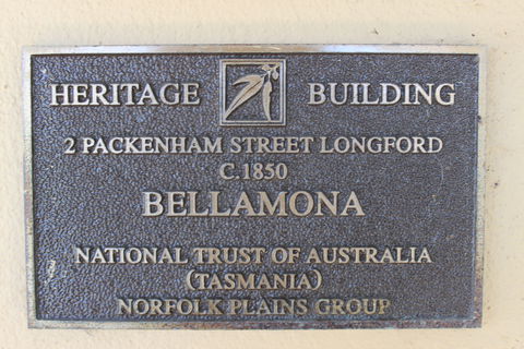 Bellamona - Cosy Georgian Cottage - Tourism Caloundra 2