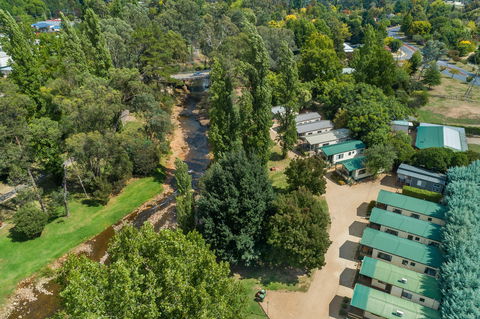 Bright Riverside Holiday Park - Tourism Caloundra 0