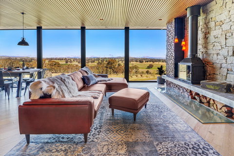 BullerRoo - Tourism Caloundra 0