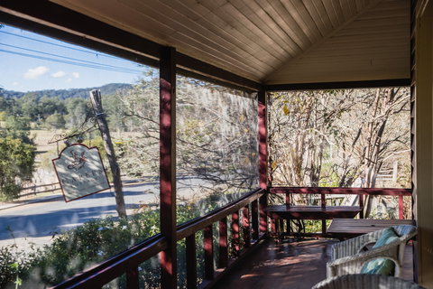 Capers Cottage - Tourism Caloundra 2