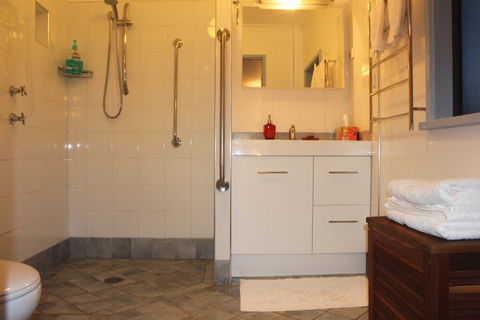 Clyde Cottage - Tourism Caloundra 0