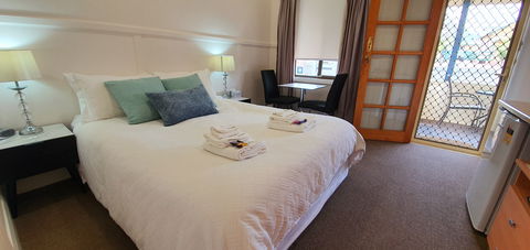 Coppers Hill Boutique Accommodation - Tourism Caloundra 0