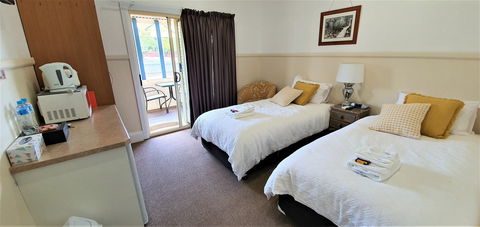 Coppers Hill Boutique Accommodation - Tourism Caloundra 2