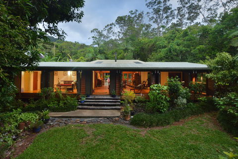 Cow Bay Homestay Bed And Breakfast - Tourism Caloundra 0