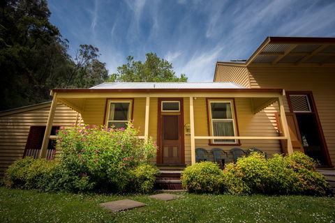 Creek Cottage Walhalla - Tourism Caloundra 0