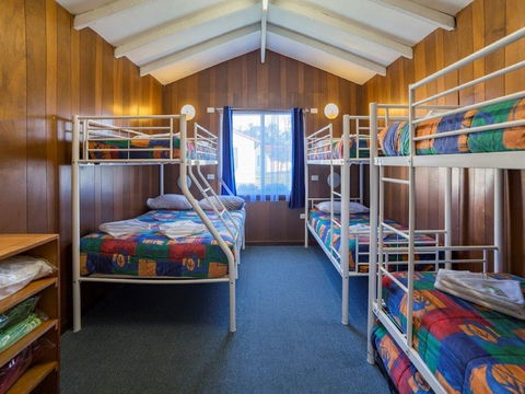 Havana Villas - Tourism Caloundra 2