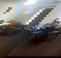Hilltops Retreat Motor Inn - Tourism Caloundra