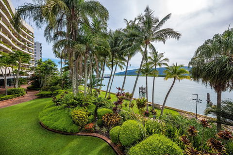 Hilton Cairns - Tourism Caloundra 1