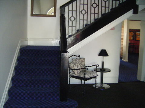 Imperial Hotel Cowra - Tourism Caloundra 0