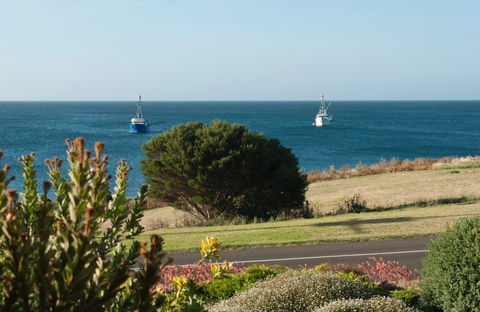 Kepals On The Coast - Tourism Caloundra 1