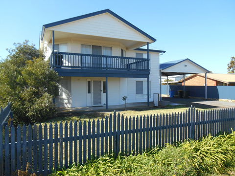 Life's No Rehearsal - Tourism Caloundra 0