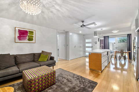 Limestone Coast Apartments - Tourism Caloundra 2