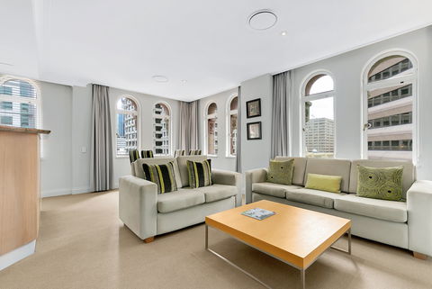 Manor Apartment Hotel - Tourism Caloundra 2