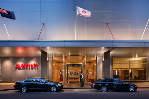 Melbourne Marriott Hotel - Tourism Caloundra 0