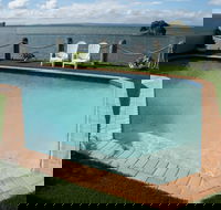 Moreton Bay Beach Lodge - Tourism Caloundra