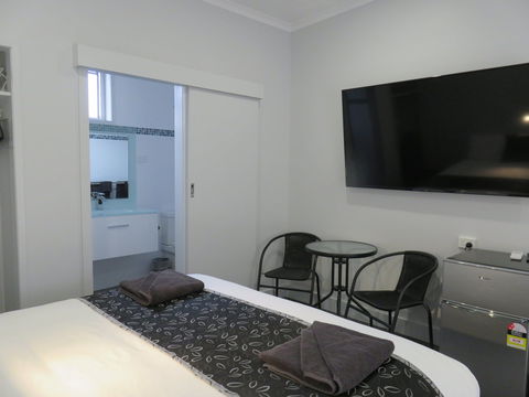 Motel24seven And Apartments - Tourism Caloundra 2