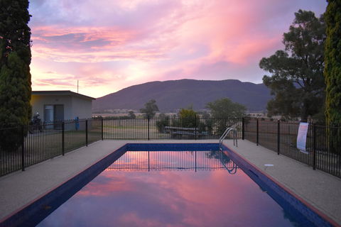 Mountain View Motel Corryong - Tourism Caloundra 0