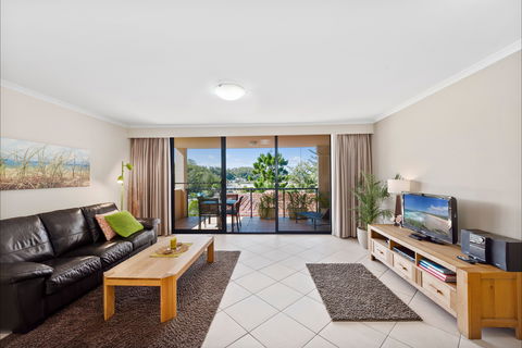 Oceanview 1 - Tourism Caloundra 0