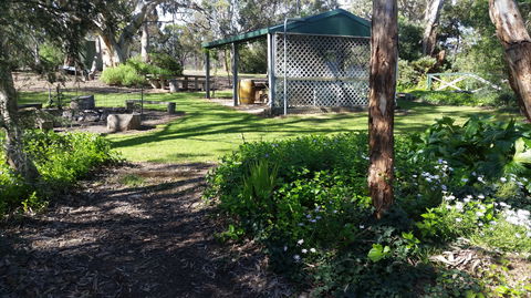 Padthaway Caravan Park - Tourism Caloundra 2