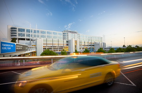 PARKROYAL Melbourne Airport - Tourism Caloundra 0