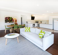 Phillip Island Towers - Tourism Caloundra