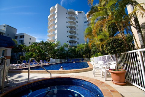 Surf Parade Resort - Tourism Caloundra 2