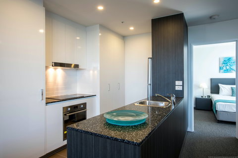 Synergy  Broadbeach - Tourism Caloundra 2