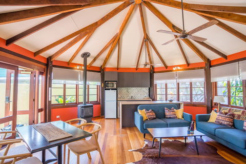 The African Village - By Clouds - Tourism Caloundra 1