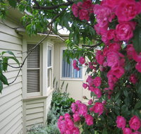 Valley Views Bed and Breakfast - Tourism Caloundra