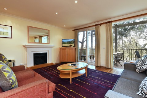 Villa Chambourcin - Tourism Caloundra 1