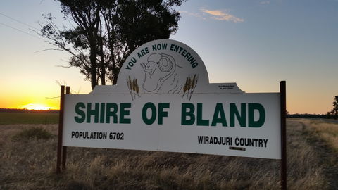 West Wyalong Caravan Park - Tourism Caloundra 0