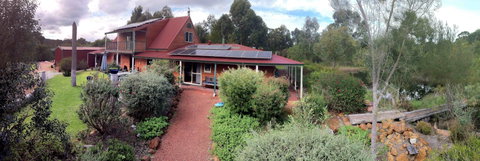 Windrose Bed And Breakfast - Tourism Caloundra 0